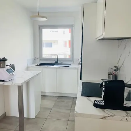 شقة Spacious Near Center Terrace Et Parking رينز